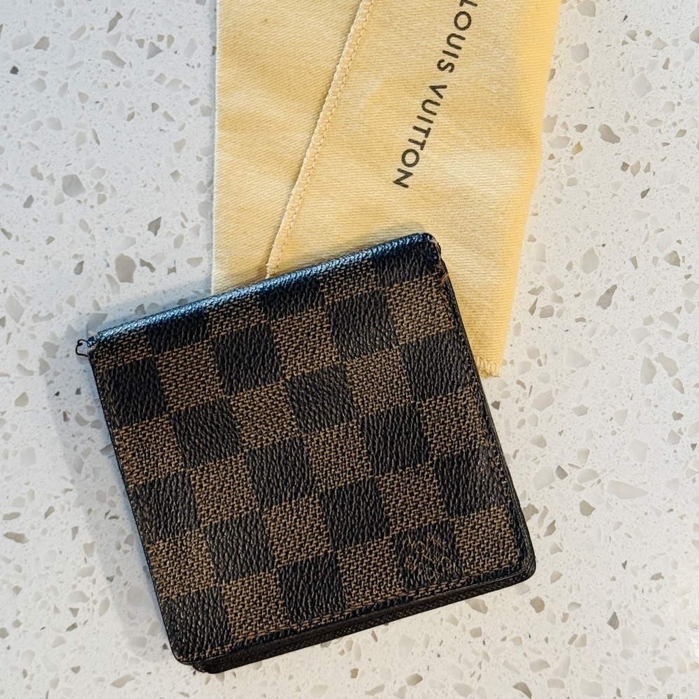 Louis Vuitton Wallet